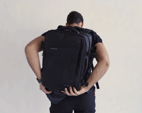 Voyager — Expandable Backpack 26–38 L with Rain Protection